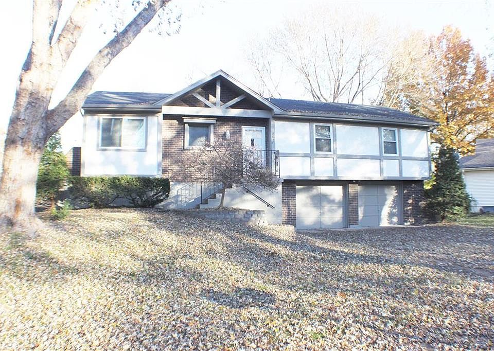 1st image of 2837 Sweet Briar Dr