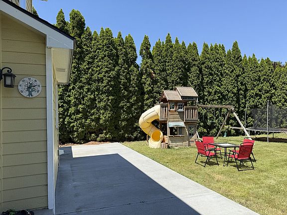 3rd image of 154 Newhaven Ct #Id1574047p
