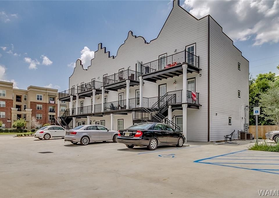 1st image of 1110 17th St #203