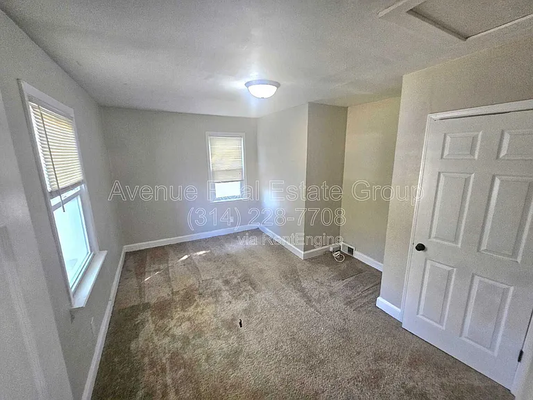 126 Madison Ave — Photo 12