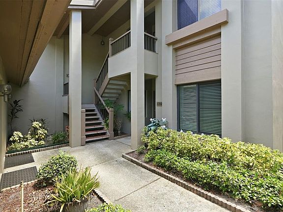 3rd image of 3082 LANDMARK BOULEVARD #1702