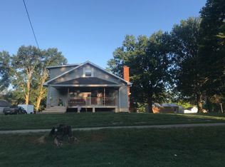 815 Sparta St, Saint Libory, IL 62282