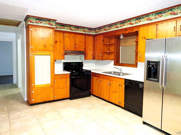 5th image of 111 Bellaire Dr