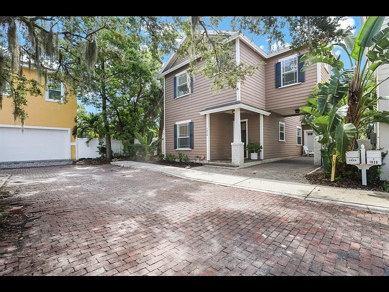 1st image of 1828 Hawkins Ct