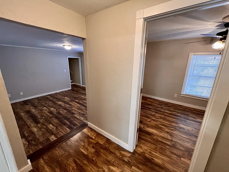 5638 Curzon Ave — Photo 24