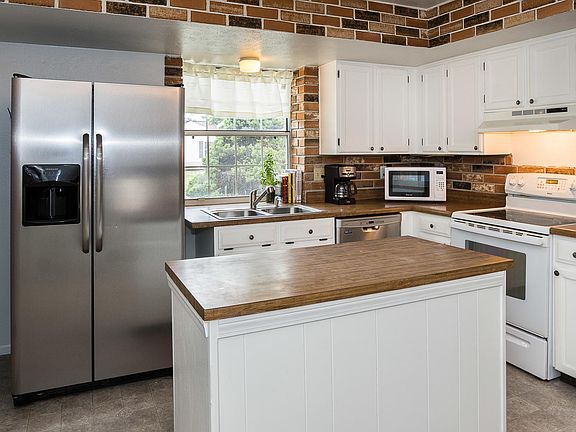 5th image of 17351 E Prentice Cir