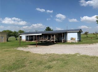 10693 N 2260th Rd, Clinton, OK 73601