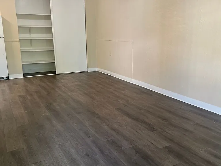 260 Berry Ct — Photo 7