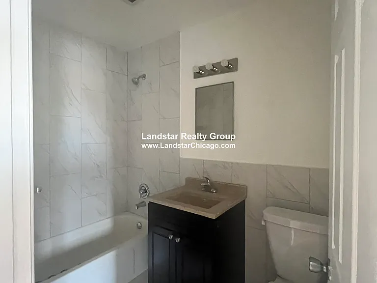 8506 Waukegan Rd #11 — Photo 10