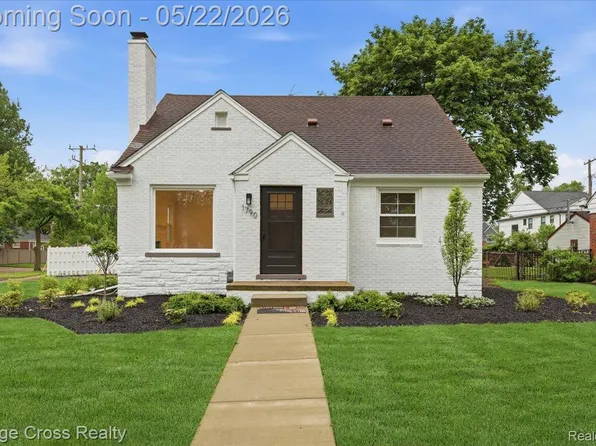 1790 Humphrey Ave, Birmingham, MI 48009