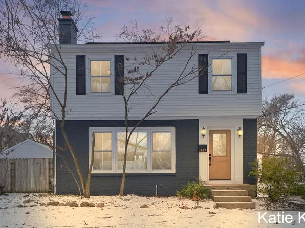 1437 Cornell Dr SE, Grand Rapids, MI 49506