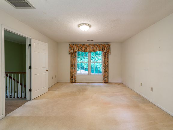 5th image of 8117 Crimson Ln