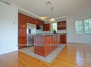 162 Beacon St #22, Somerville, MA 02143
