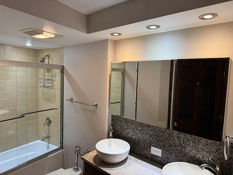 300 N State St #3230 — Photo 5
