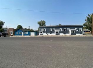 120 1/2 7th St, Rawlins, WY 82301