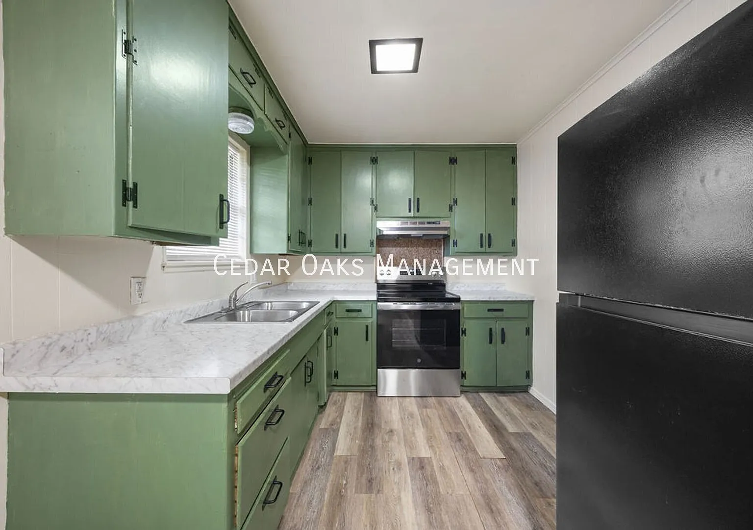 Affordable Home With Fenced Yard! — Photo 4