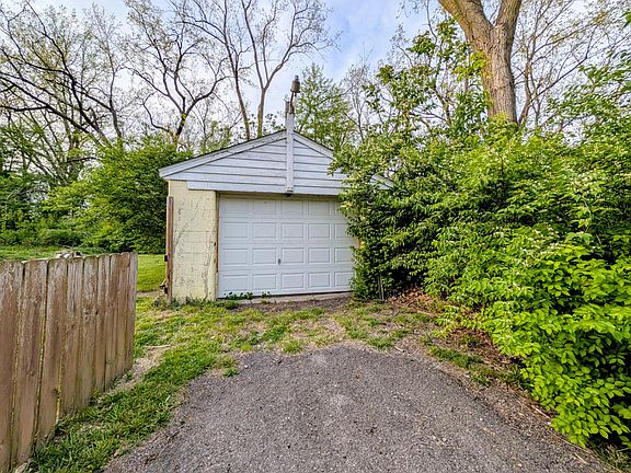 3rd image of 1500 Bretton Rd