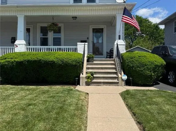 421 Bank St, Nazareth, PA 18064