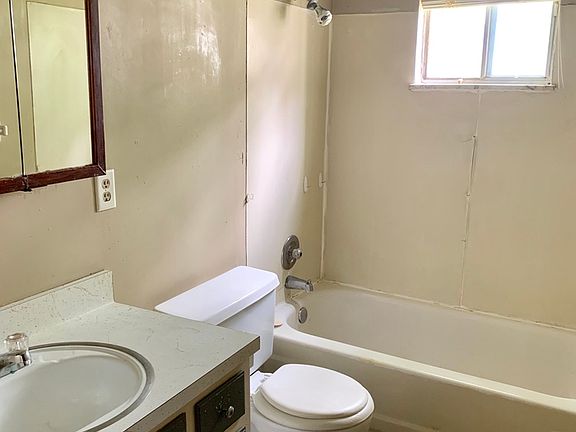 2nd image of 567-569 W Taylor St