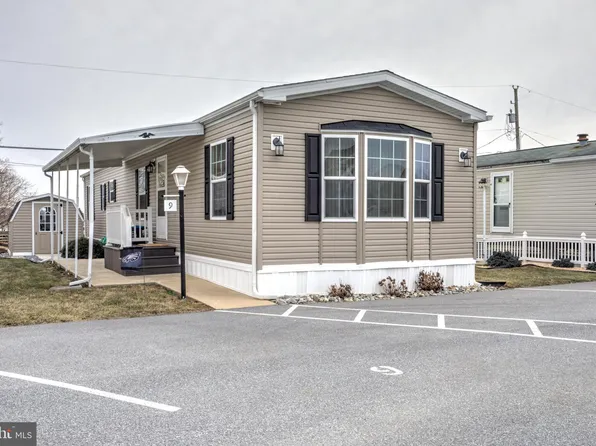 9 Countryside Dr, Gordonville, PA 17529