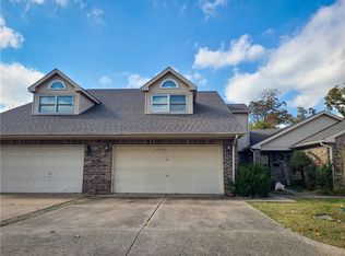 1020 W Cypress St APT 2, Rogers, AR 72756