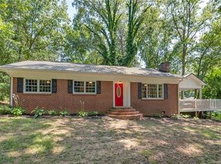 121 Rose Park Dr, Forest City, NC 28043