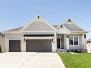 18500 Pawnee Ln, Overland Park, KS 66085