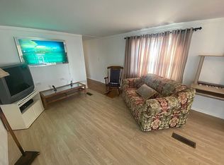 208 Lone Pine Ln, Hallandale, FL 33009