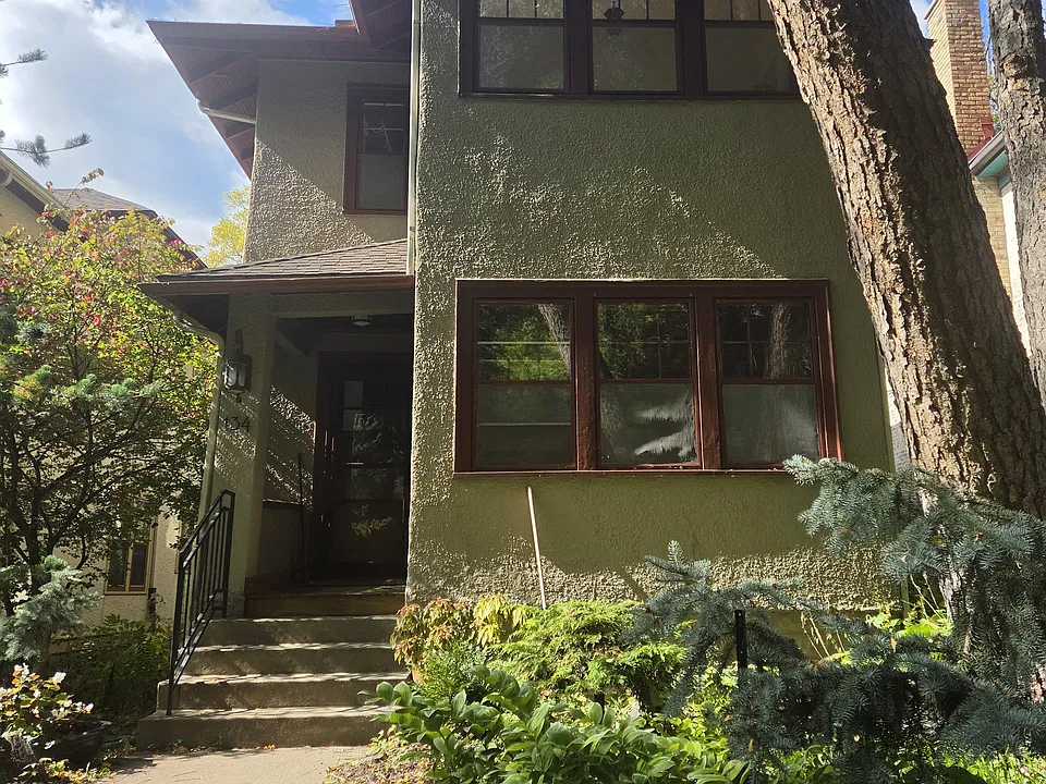 134 Cecil St SE #2
