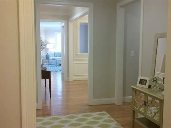 12 Braemoor Woods Road #101, Salem, NH 03079