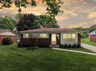 31219 Kendall St, Livonia, MI 48154