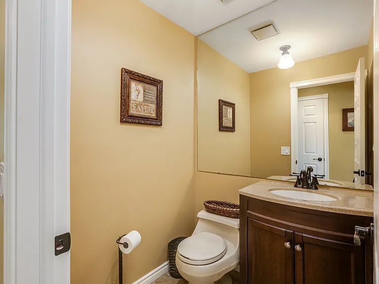 48124 Liberty Dr — Photo 19