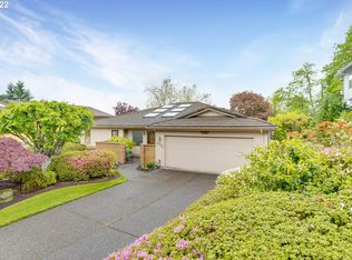 2736 SW Orchard Hill Pl, Lake Oswego, OR