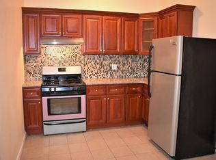 2314 29th Ave APT 2R, Astoria, NY 11102