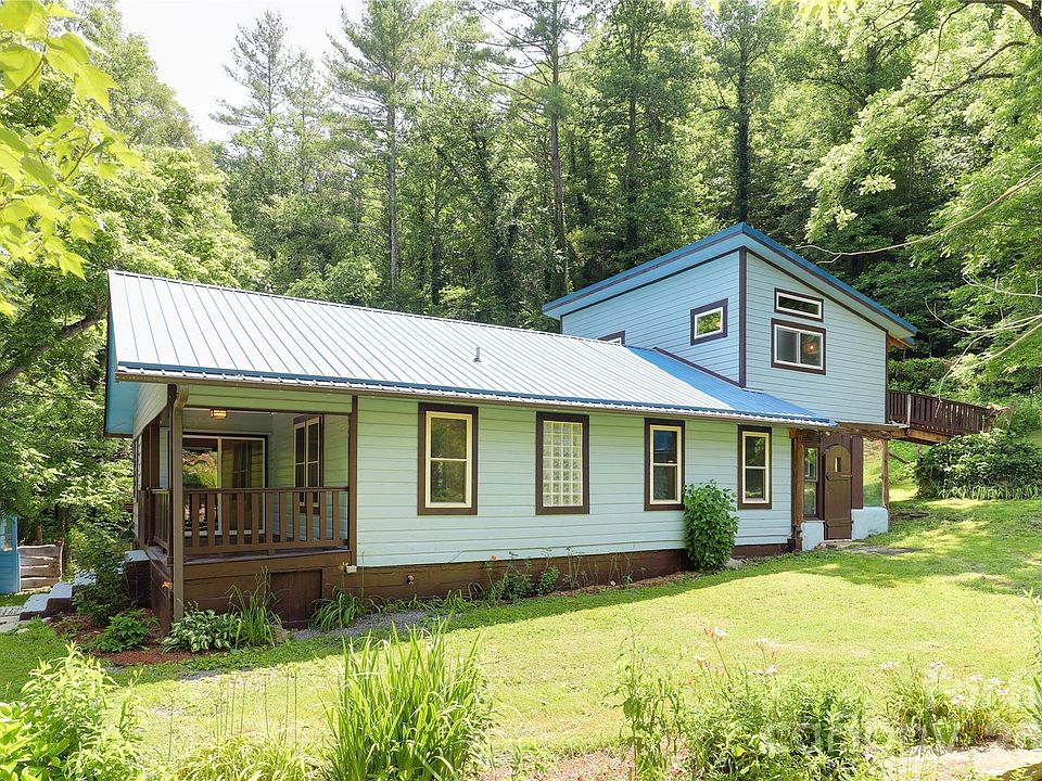 1st image of 435 Mountain Cove Rd