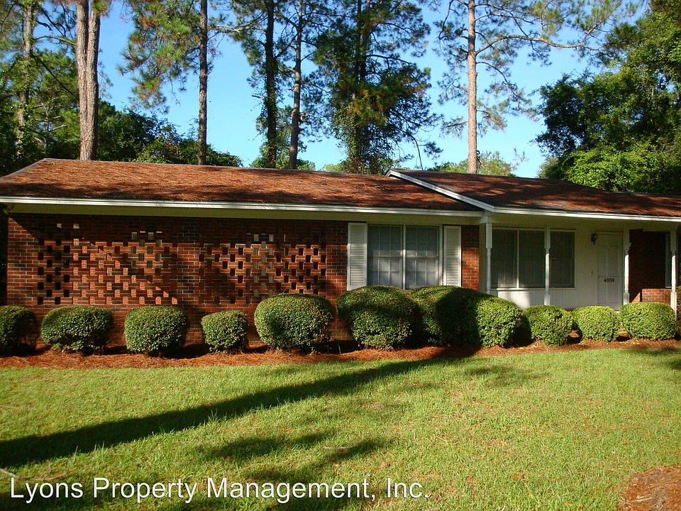 1st image of 4009 Oak Dr