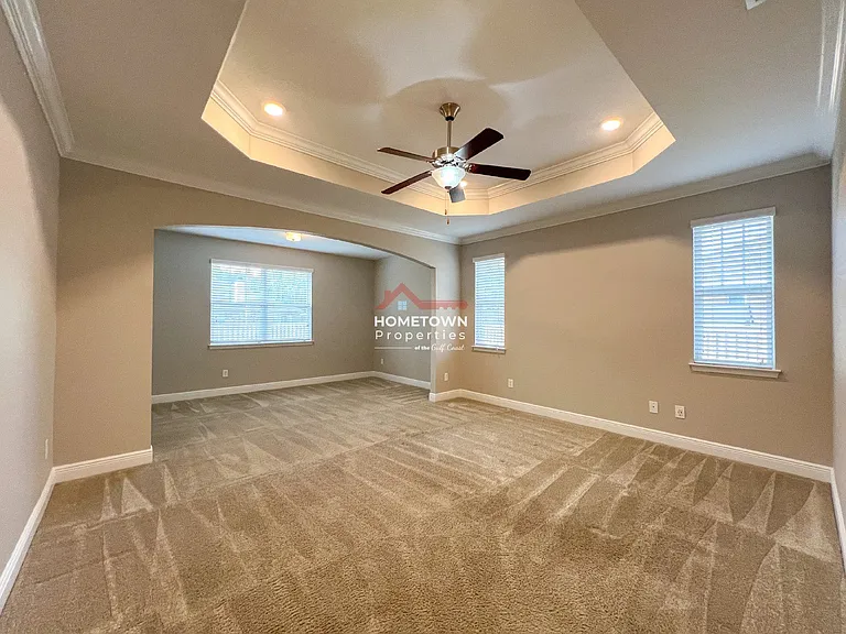 1467 W Shores Blvd — Photo 16