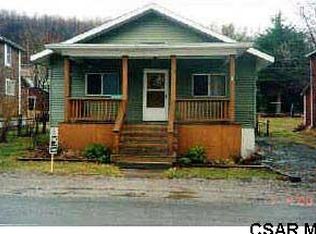 626 Jefferson Ave, Sidman, PA 15955
