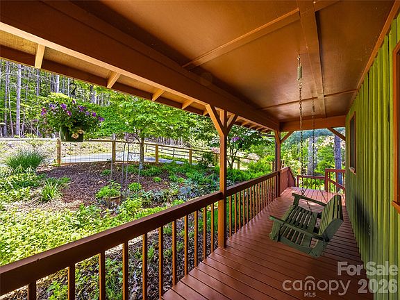 4th image of 200 River Ridge Dr
