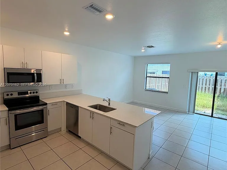 11863 SW 247th Ter #11863 — Photo 11