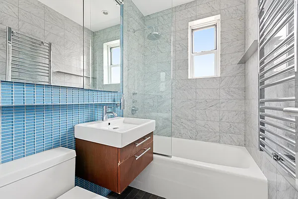 Sold by Compass | media 7