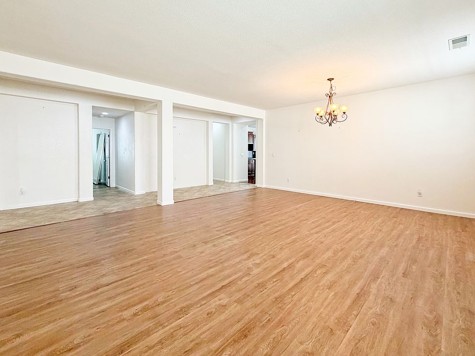 1st image of 10128 Wild Orchid Way
