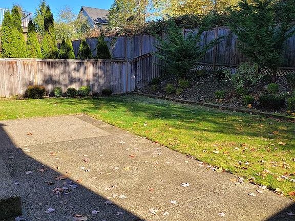 4th image of 18555 97th Avenue Ct E