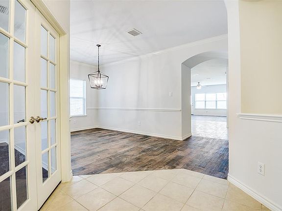 3rd image of 12505 Ocean Spray Dr
