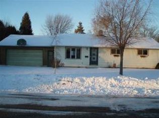 175 E Highland Ave, Algoma, WI 54201