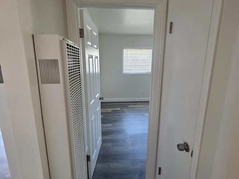 302 Maple Ave #300 — Photo 9