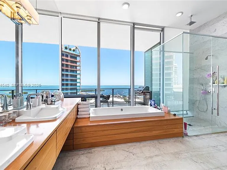 2669 S Bayshore Dr #1503-N — Photo 7