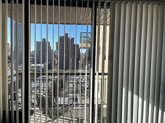 Rented by Stonehenge NYC LLC | media 6