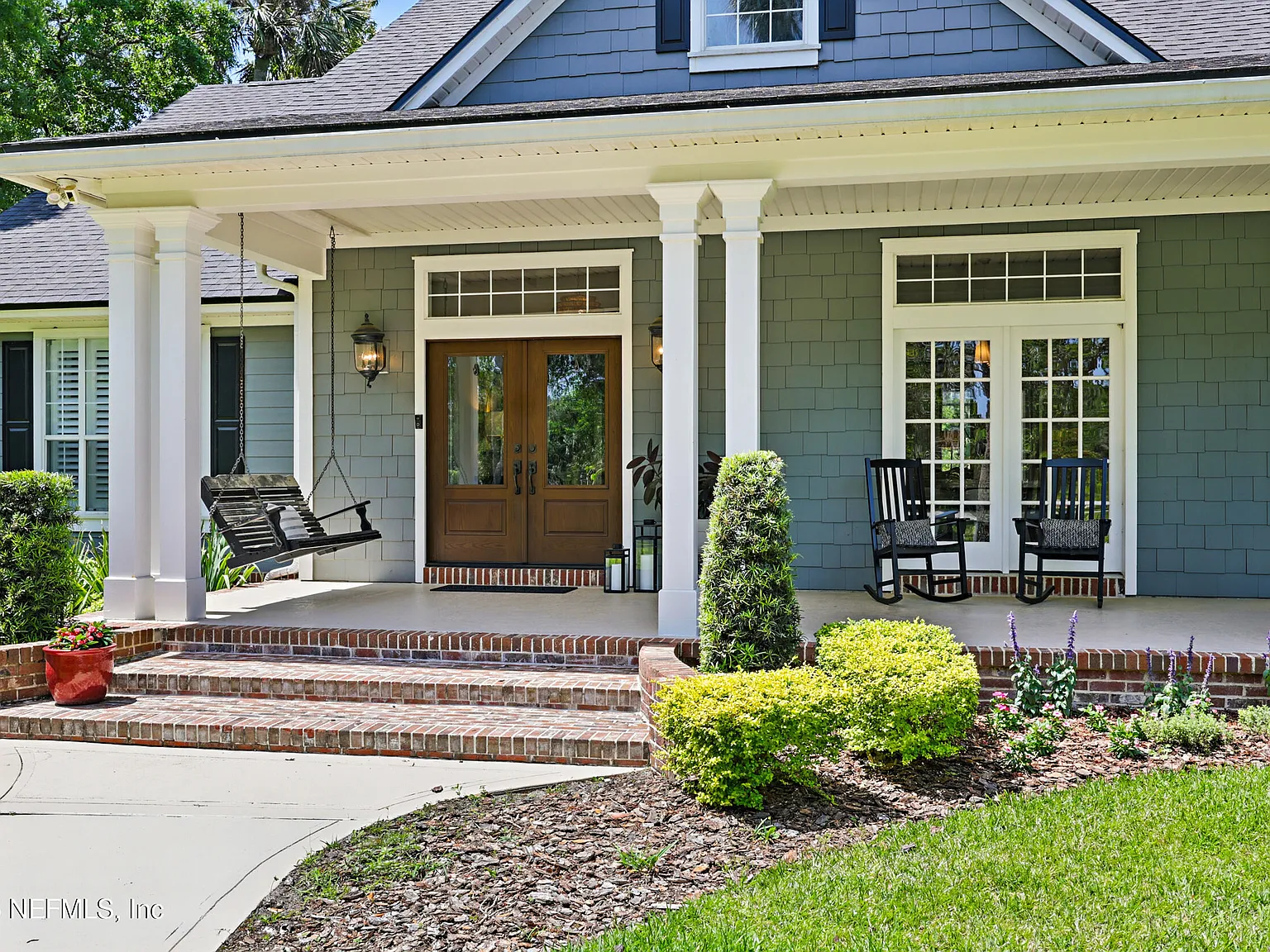 5 bed, 4.5 bath, 4047 sqft, $13,750 — Photo 2