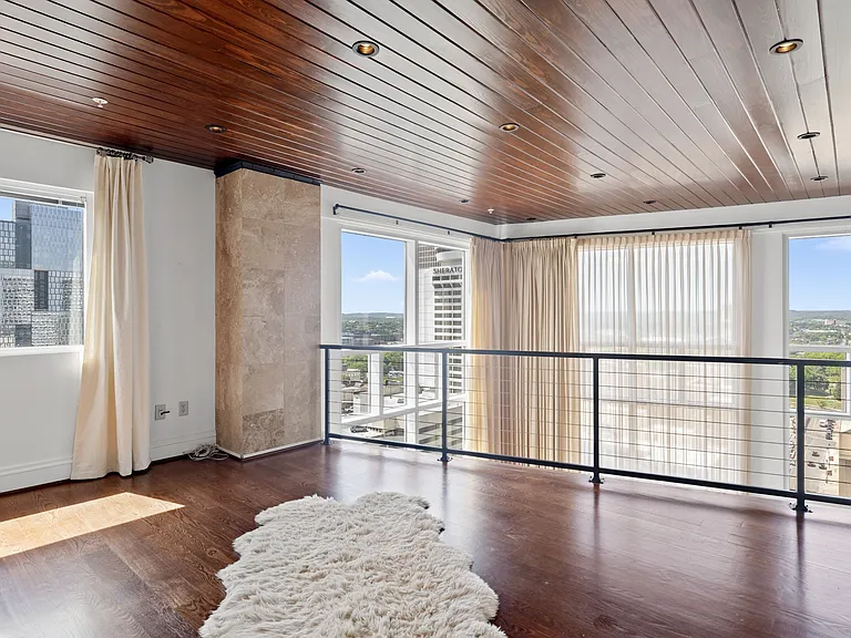 555 Church St #2300 — Photo 23